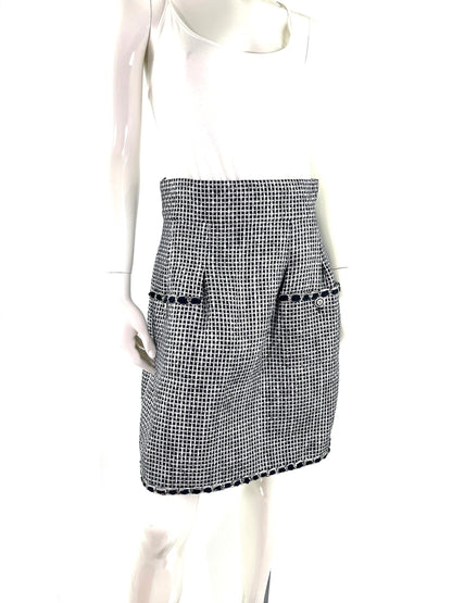 New  CHANEL 16P Black White A Line Knee Length Skirt 42 6