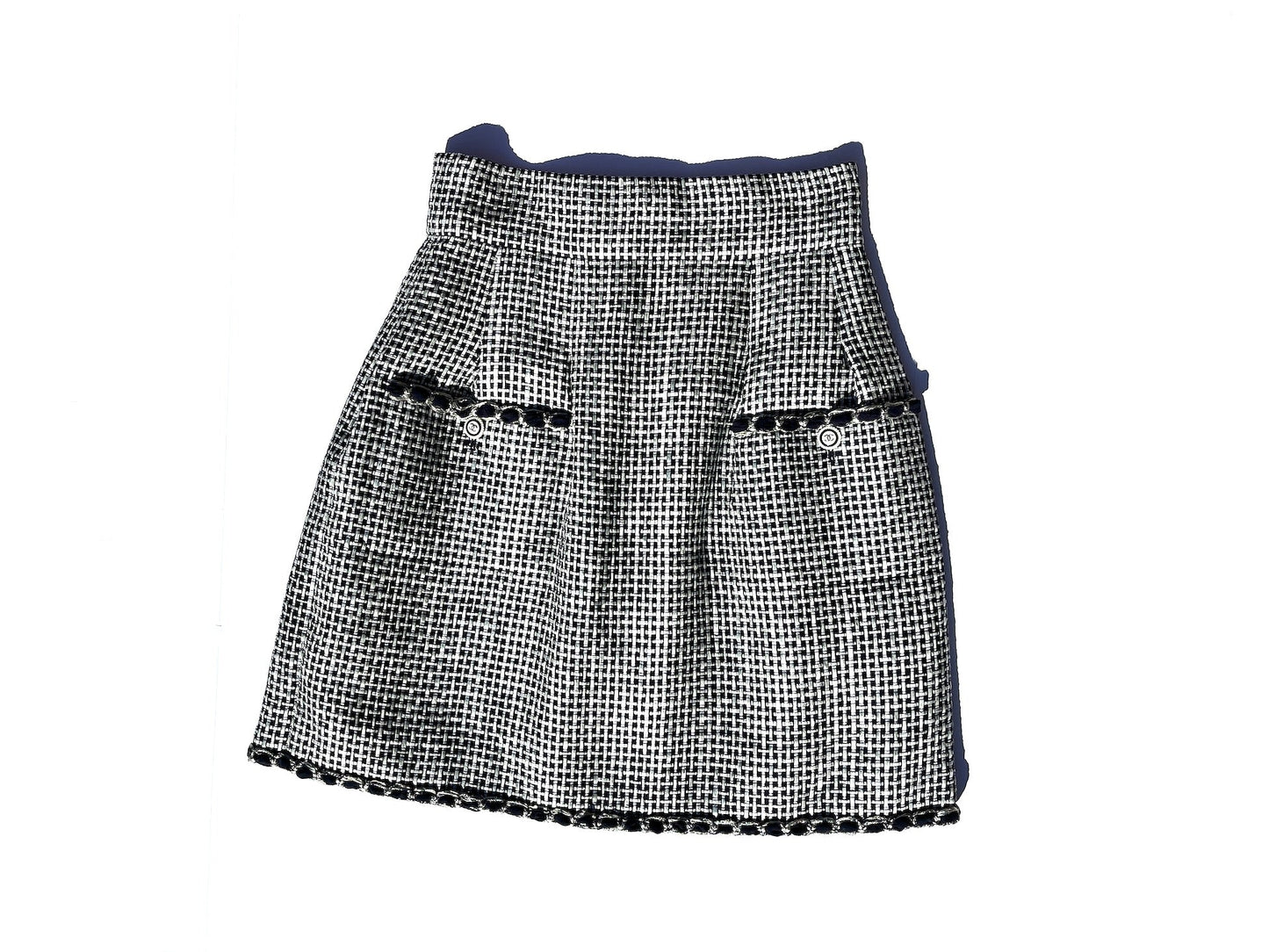 New  CHANEL 16P Black White A Line Knee Length Skirt 42 6