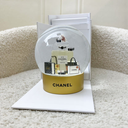 Chanel VIP Gift Perfume Bottles Christmas Snow Globe