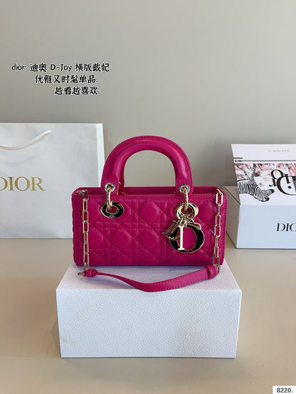 DR493 Small Lady D-Joy Bag / 8.5x4.5x2.5inches