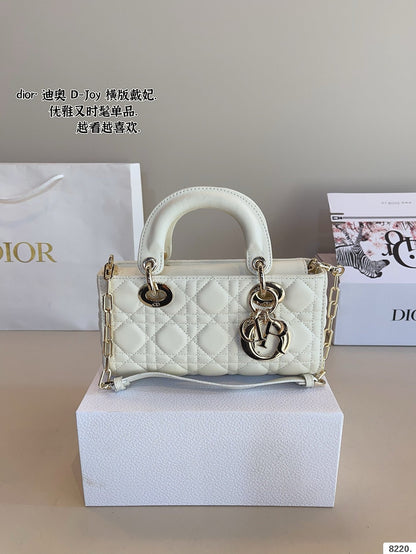 DR493 Small Lady D-Joy Bag / 8.5x4.5x2.5inches