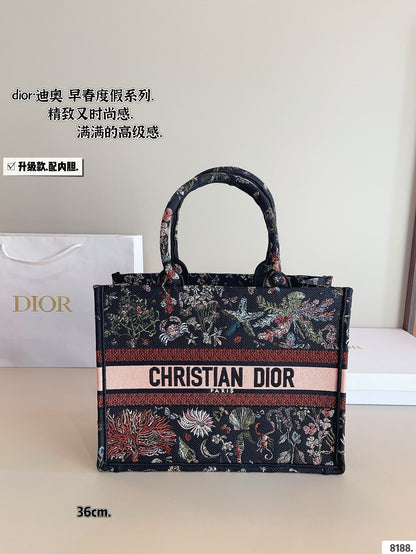 DR494 Book Tote Small/Medium/Large