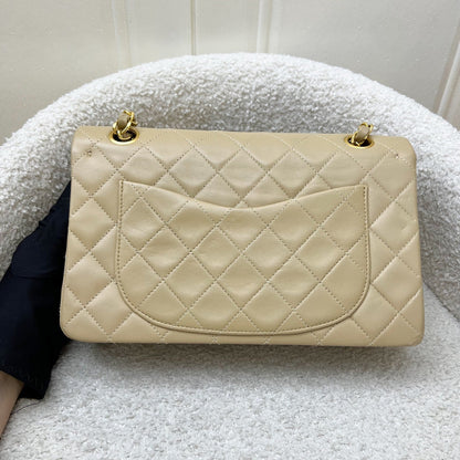 Chanel Vintage Small Classic Flap CF in Beige Lambskin and 24K Gold Plated HW