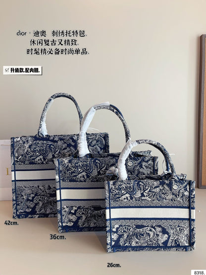 DR497 Book Tote Small/Medium/Large