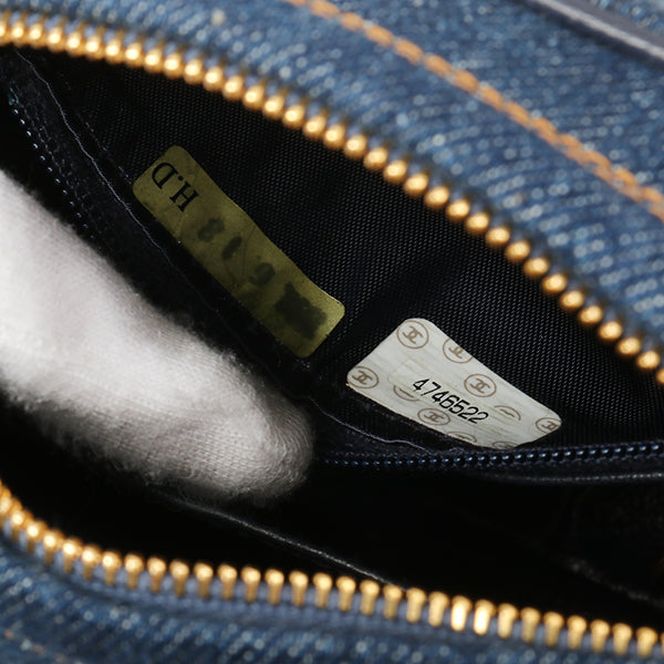 Chanel Around 1997 Made Denim Turn-Lock Mini Chain Bag Indigo
