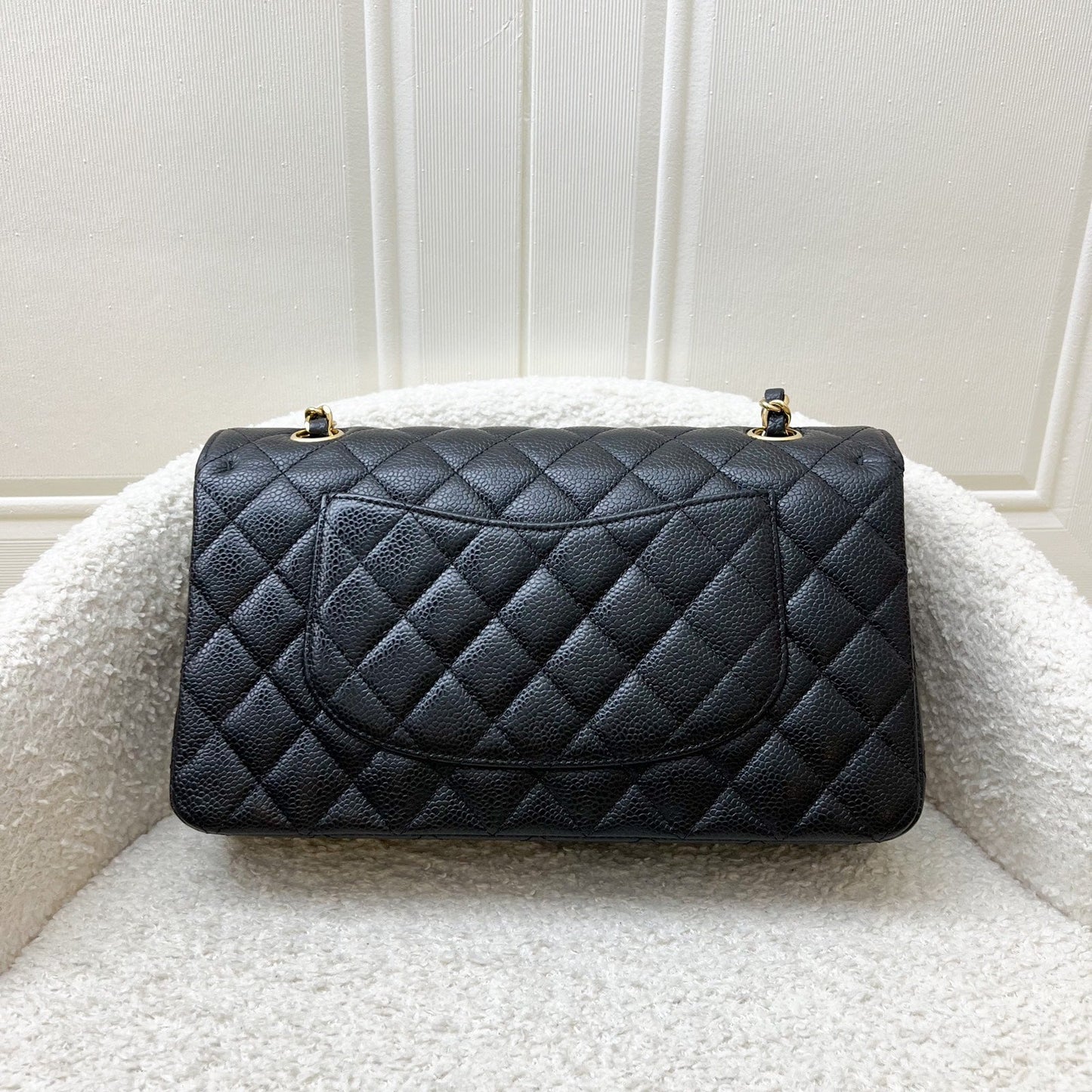 Chanel Medium Classic Flap CF in Black Caviar and GHW