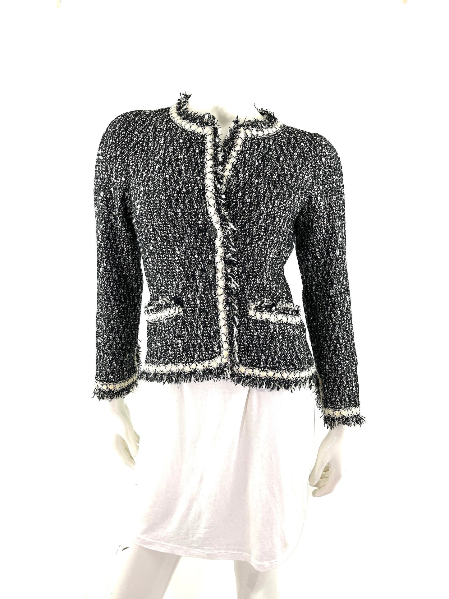 CHANEL Tweed 05A Black White Jacket  36 2 4