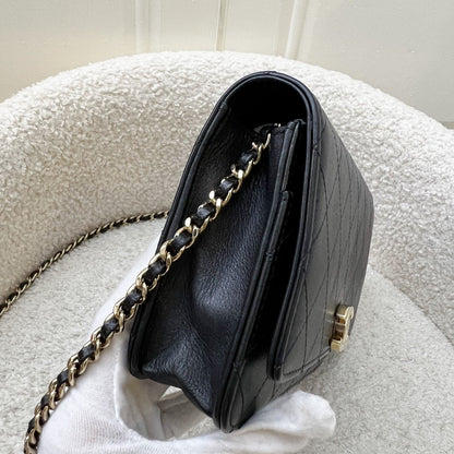 Chanel Seasonal Wallet on Chain WOC in Black Lambskin and LGHW