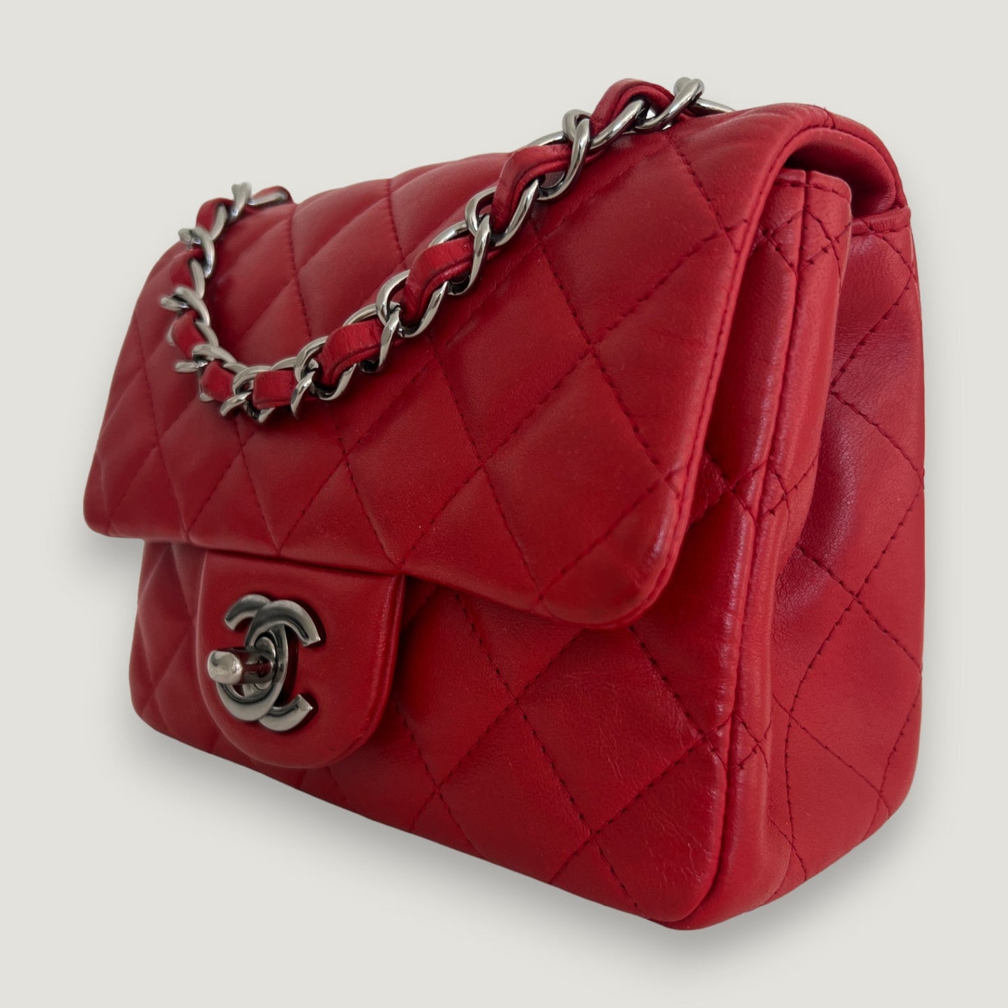 CHANEL MINI FLAP BAG