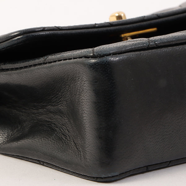 Chanel Around 1990 Made Straight Flap Turn-Lock Mini Chain Bag Black