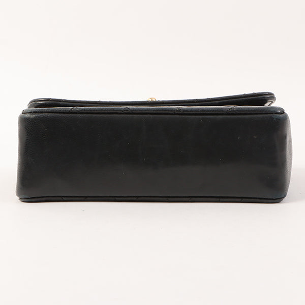 Chanel Around 1990 Made Straight Flap Turn-Lock Mini Chain Bag Black