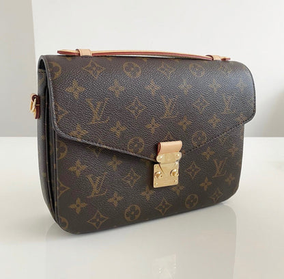 Louis Vuitton Pochette Metis Classic Monogram