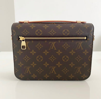 Louis Vuitton Pochette Metis Classic Monogram