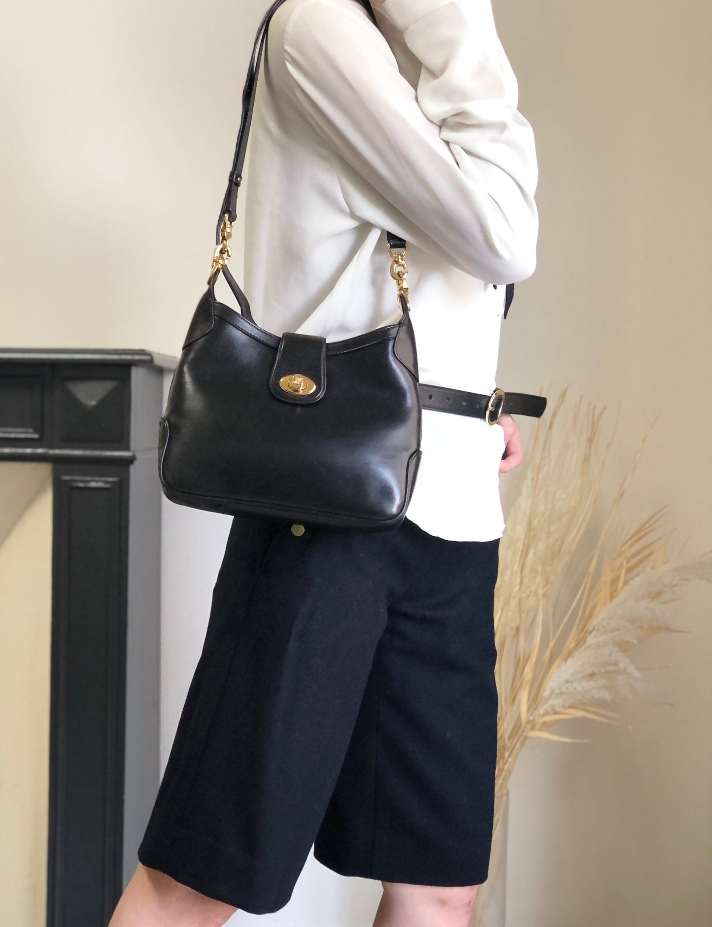 CELINE  Turn Lock Shoulder bag Black Vintage rpzpkc