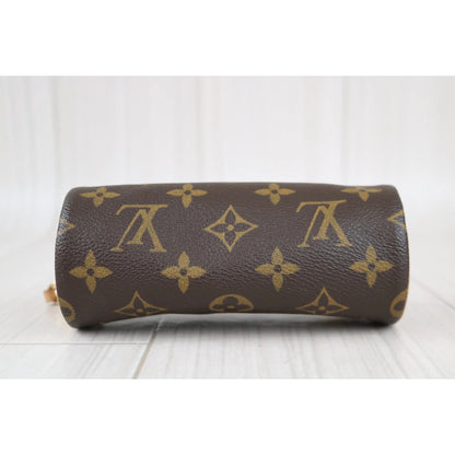 Rank SA ｜   LV Monogram Handbag Pouch ｜011605
