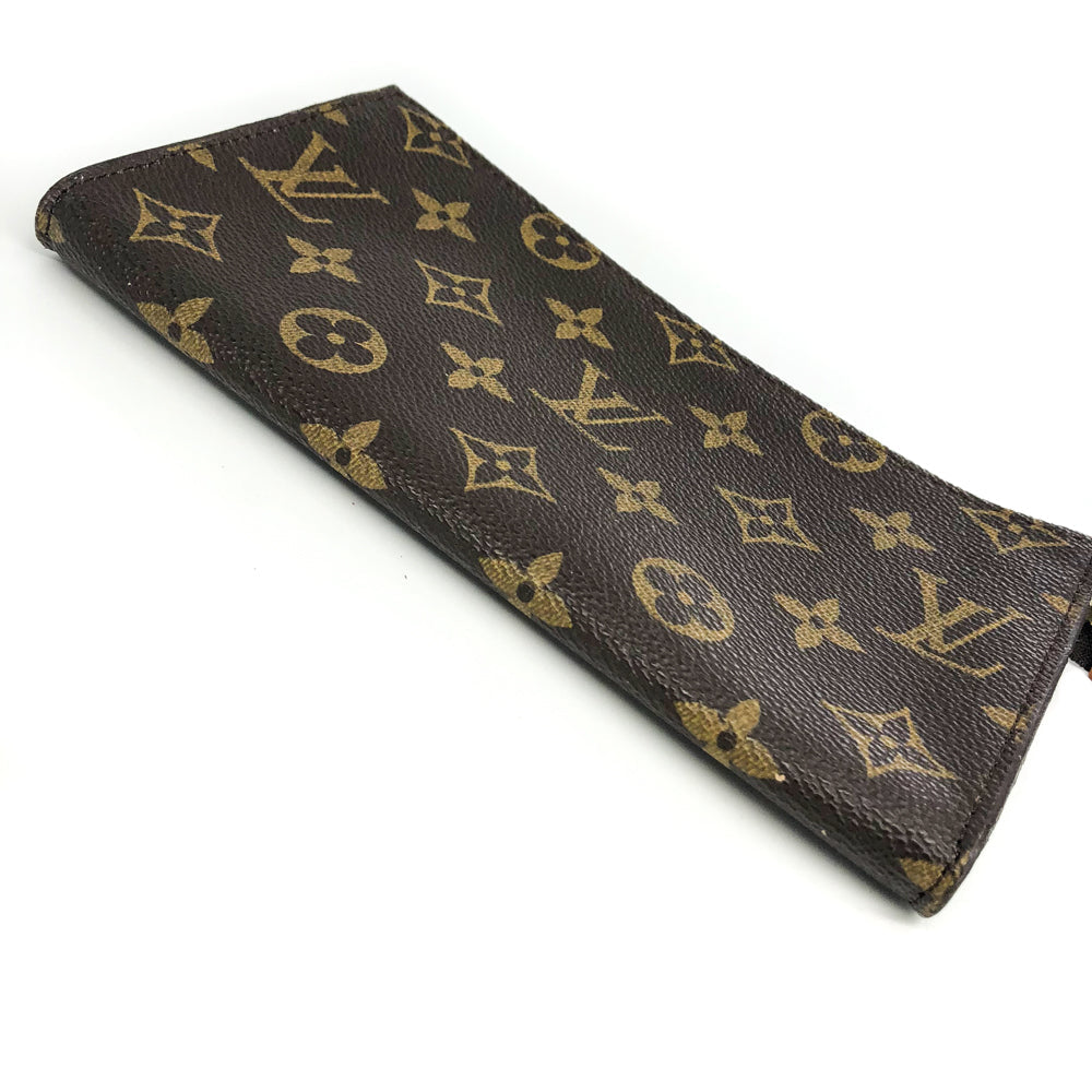 Louis-Vuitton Monogram Pouch
