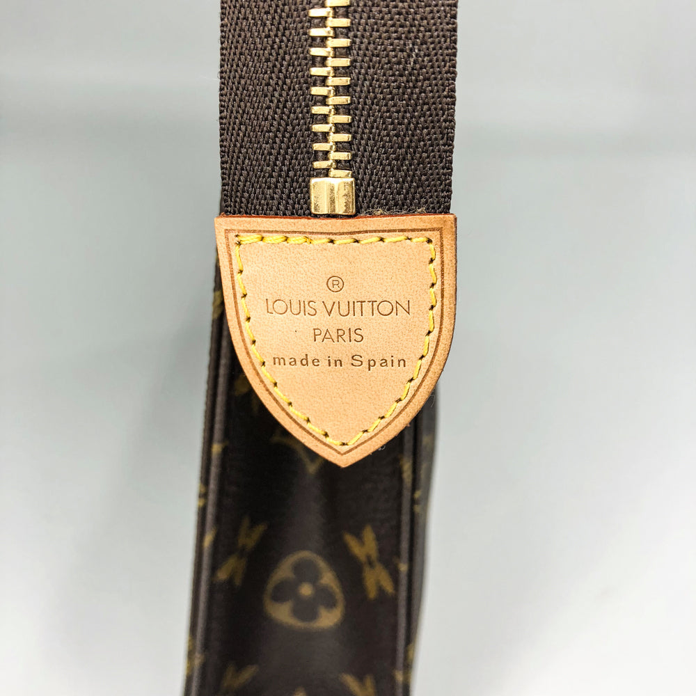 Louis-Vuitton Monogram Toiletry Pouch 26