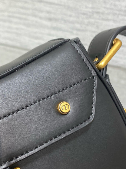DR538 Small Streetchic Bag / 9.5x5x2inches / HIGHEST QUALITY VERSION