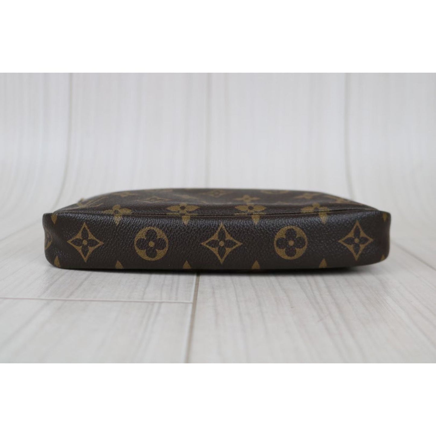 Rank AB ｜  LV Monogram Pochette Accessoires ｜011904