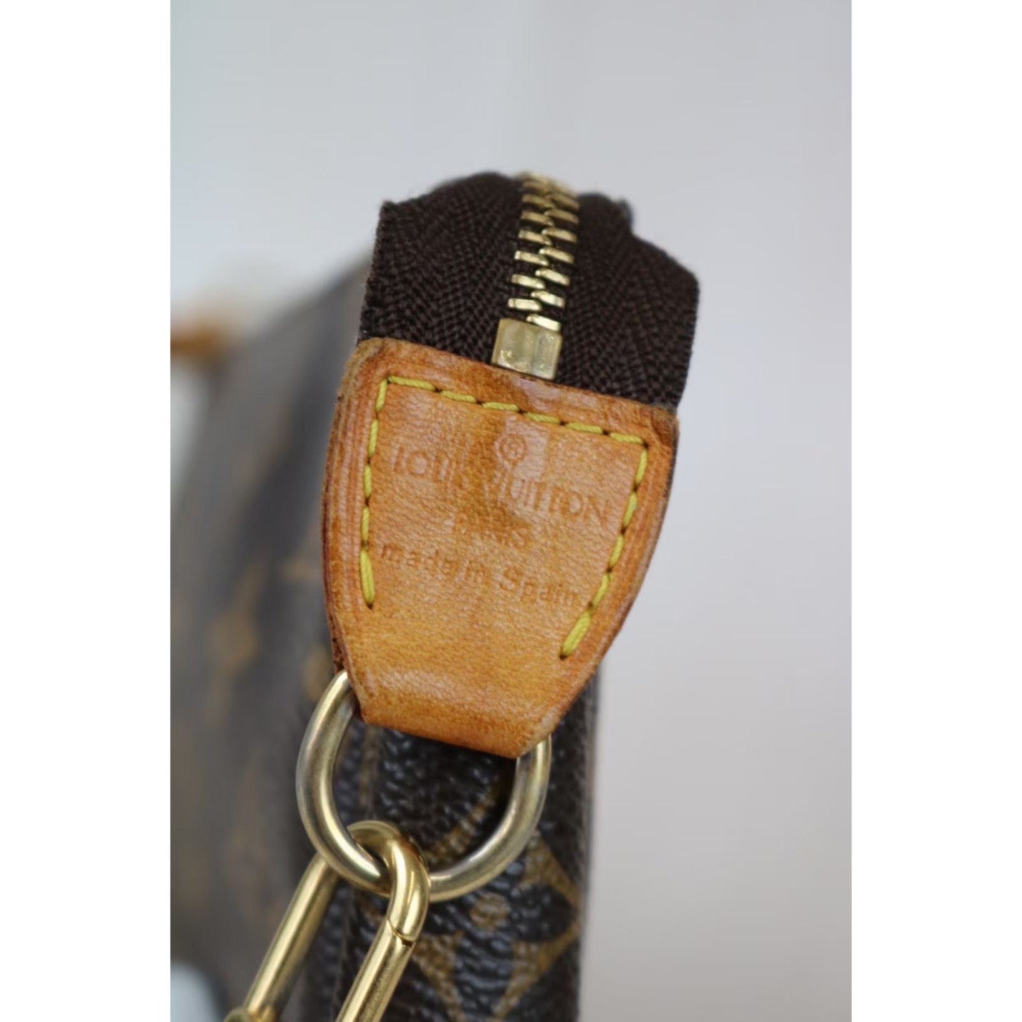 Rank AB ｜  LV Monogram Pochette Accessoires ｜011904