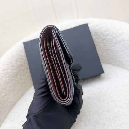 Chanel Classic Trifold Compact Wallet in Black Caviar and GHW (Model: AP0231)