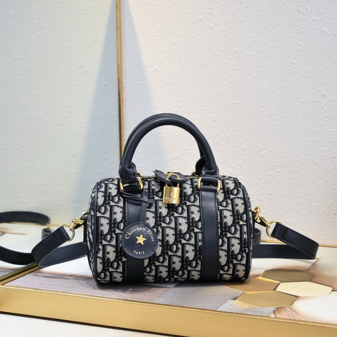 DR502 Dior Groove 17/2025 Bag