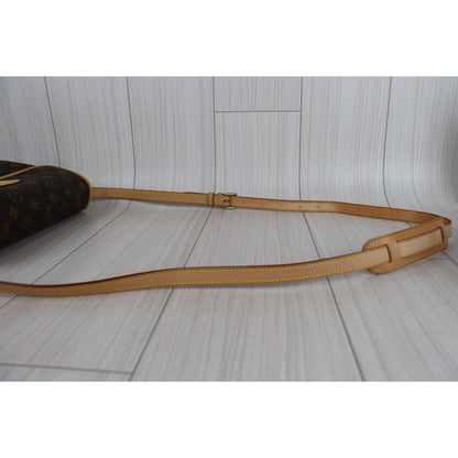 Rank A ｜LV Monogram Sologne ShoulderBag｜092919