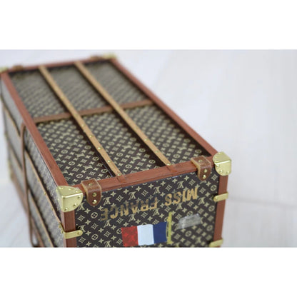 Rank A   ｜ LV Miss France Trunk Object Paperweight VIP Limited Novelty｜012001