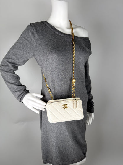 CHANEL White Sweetheart Caviar Vanity Case CC Chain Crossbody Bag