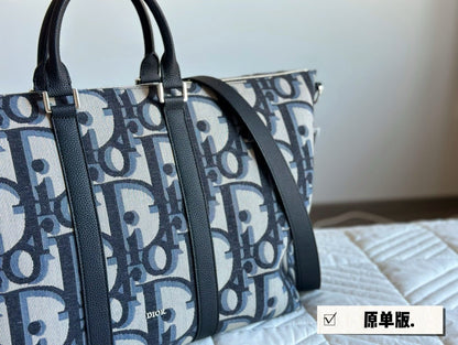 DR363 Weekender 40 Bag / 16.1x12.6x9.4inch