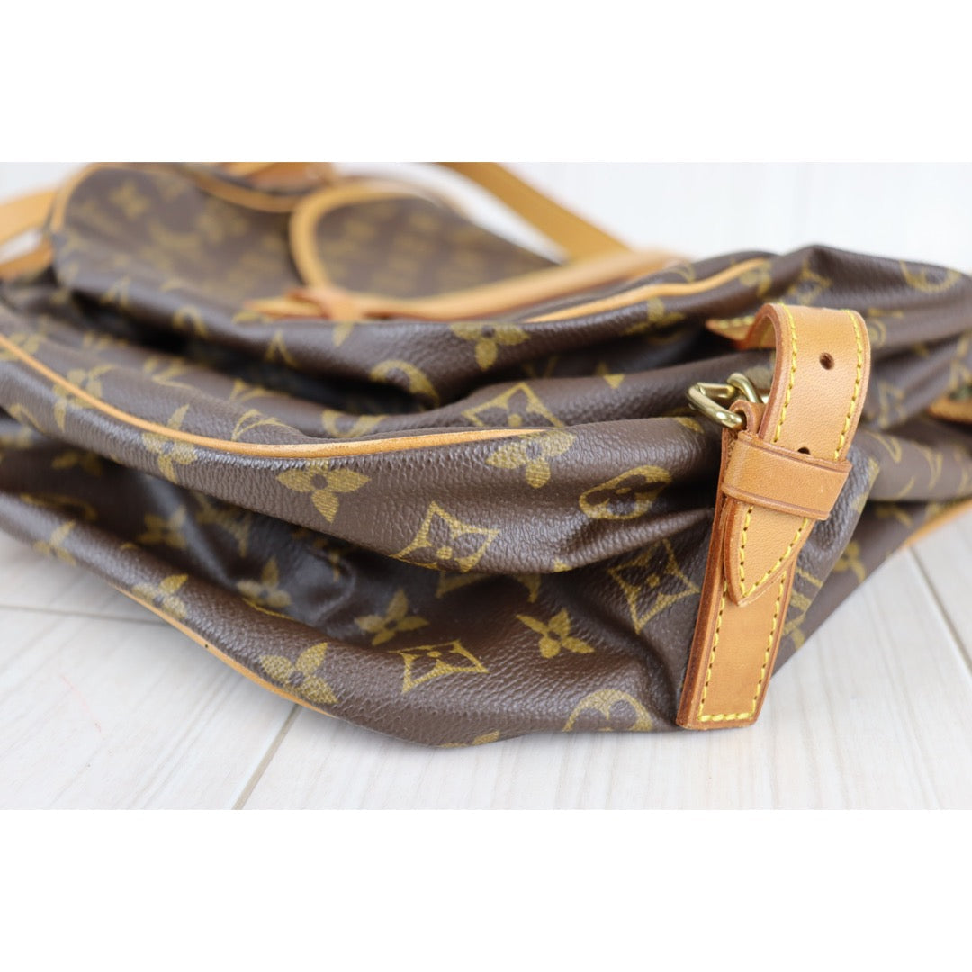 Rank A ｜ LV Monogram Saumur 35 Shoulder Bag｜092921