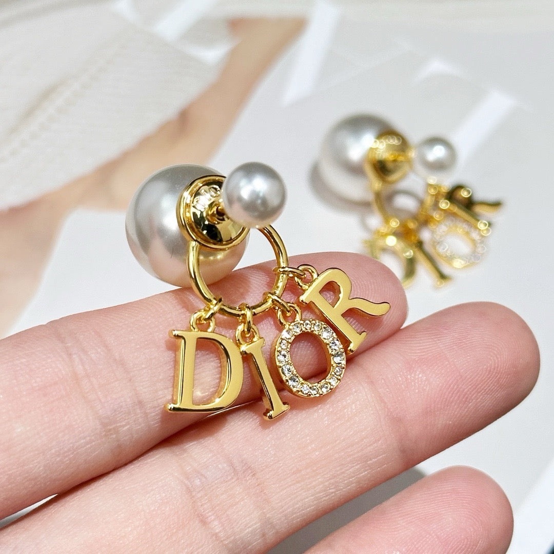 JW856 CD Earrings