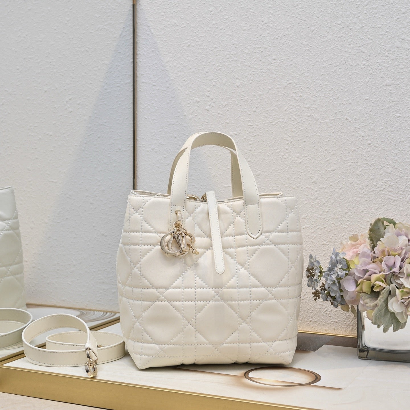 DR515 Small/Medium Dior Toujours Vertical Tote Bag