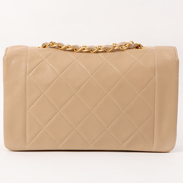 Chanel Around 1990 Made Edge Design Flap Turn-Lock Chain Bag Beige