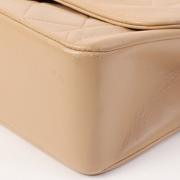 Chanel Around 1990 Made Edge Design Flap Turn-Lock Chain Bag Beige
