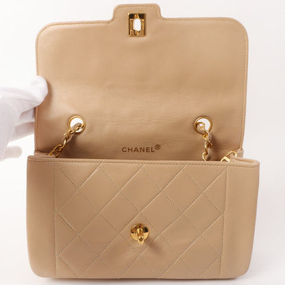 Chanel Around 1990 Made Edge Design Flap Turn-Lock Chain Bag Beige