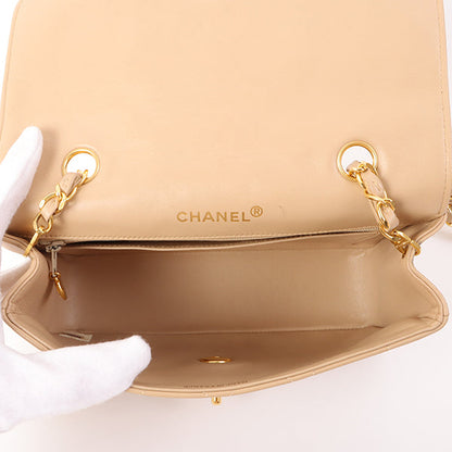 Chanel Around 1990 Made Edge Design Flap Turn-Lock Chain Bag Beige