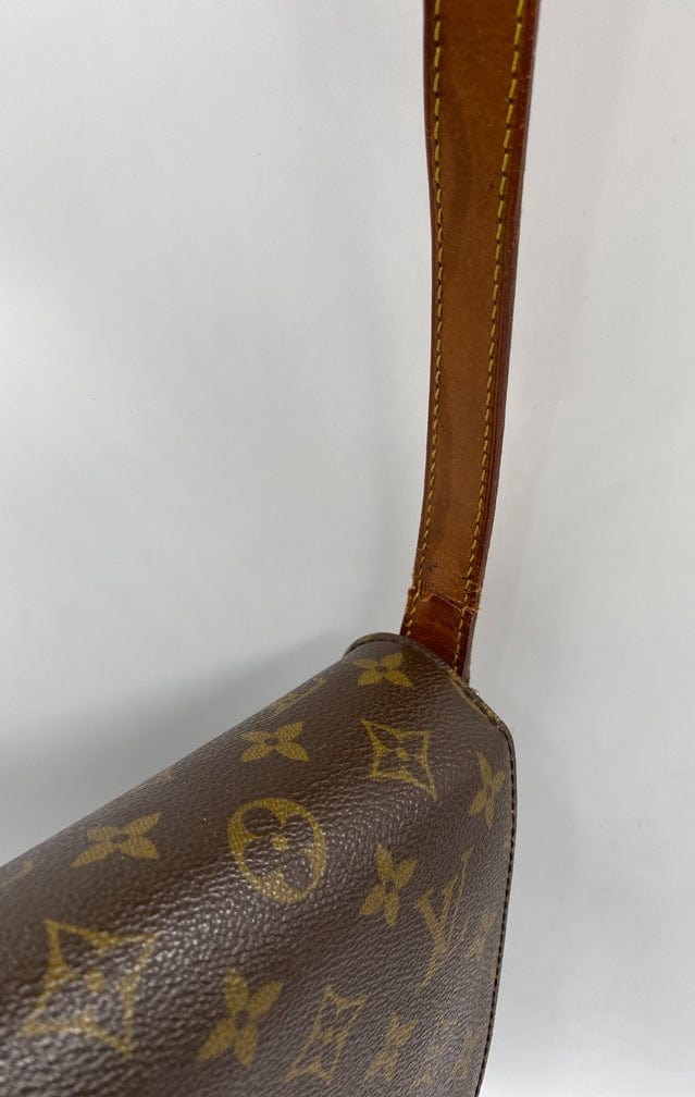 Louis Vuitton Saint Cloud Bag