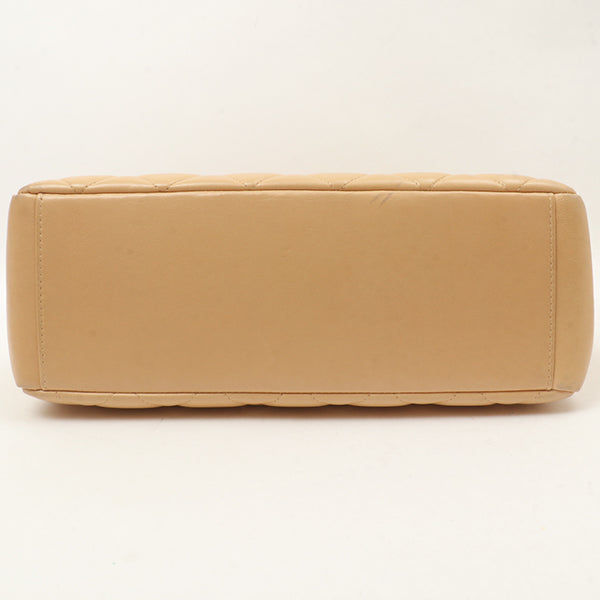 Chanel Around 1997 Made V-Flap Turn-Lock Handbag Beige