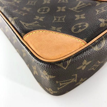 Louis-Vuitton Vintage Monogram Trocadero 30 Shoulder Bag