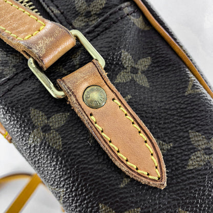 Louis-Vuitton Vintage Monogram Trocadero 30 Shoulder Bag