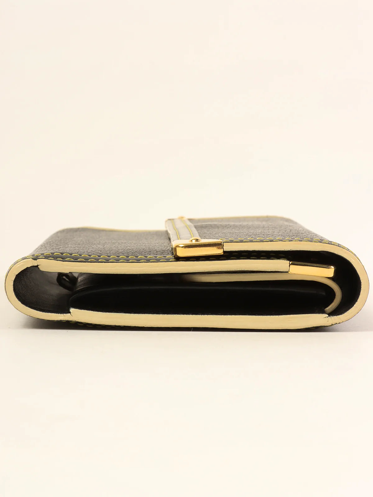 LOUIS VUITTON 2005 Made Porte Tresor International Black