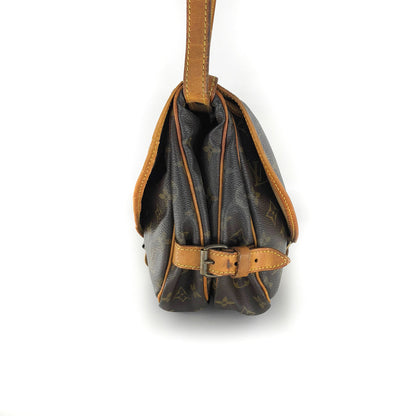 Louis-Vuitton Vintage Monogram Saumur 30
