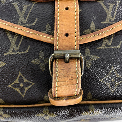 Louis-Vuitton Vintage Monogram Saumur 30