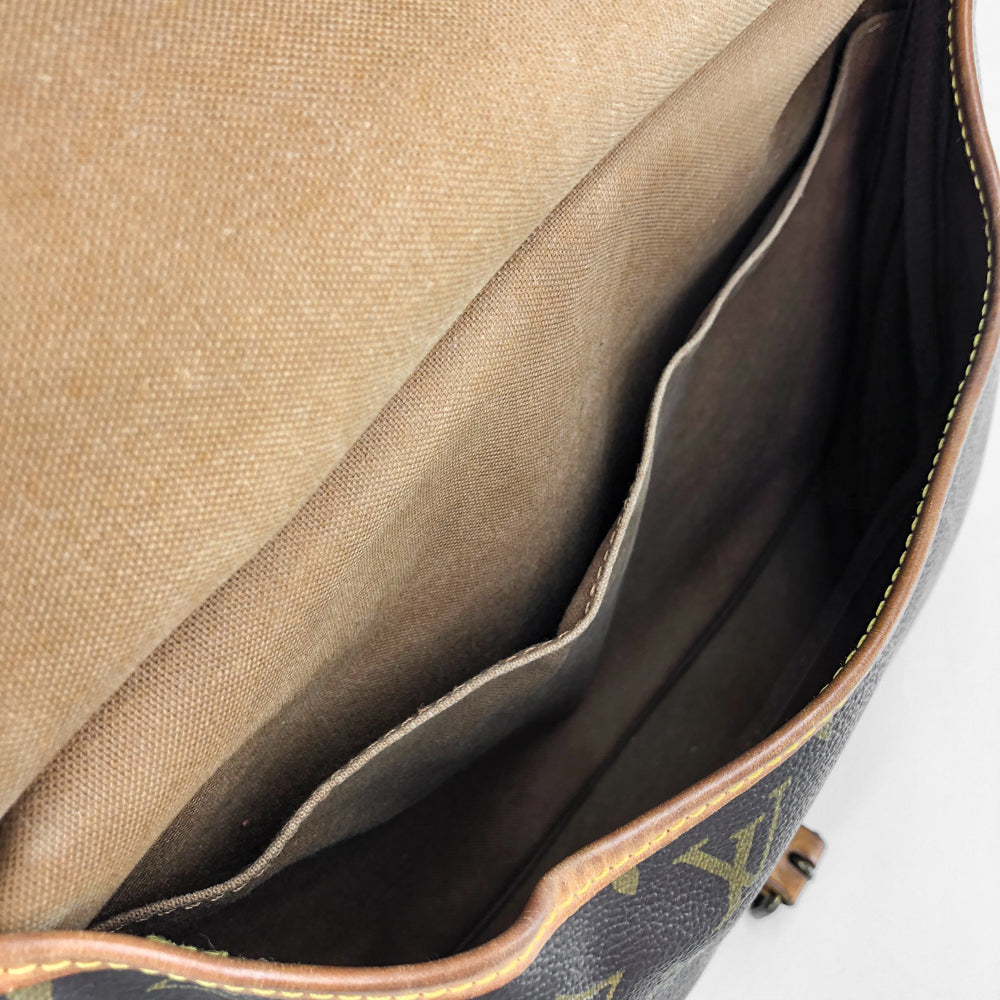 Louis-Vuitton Vintage Monogram Saumur 30