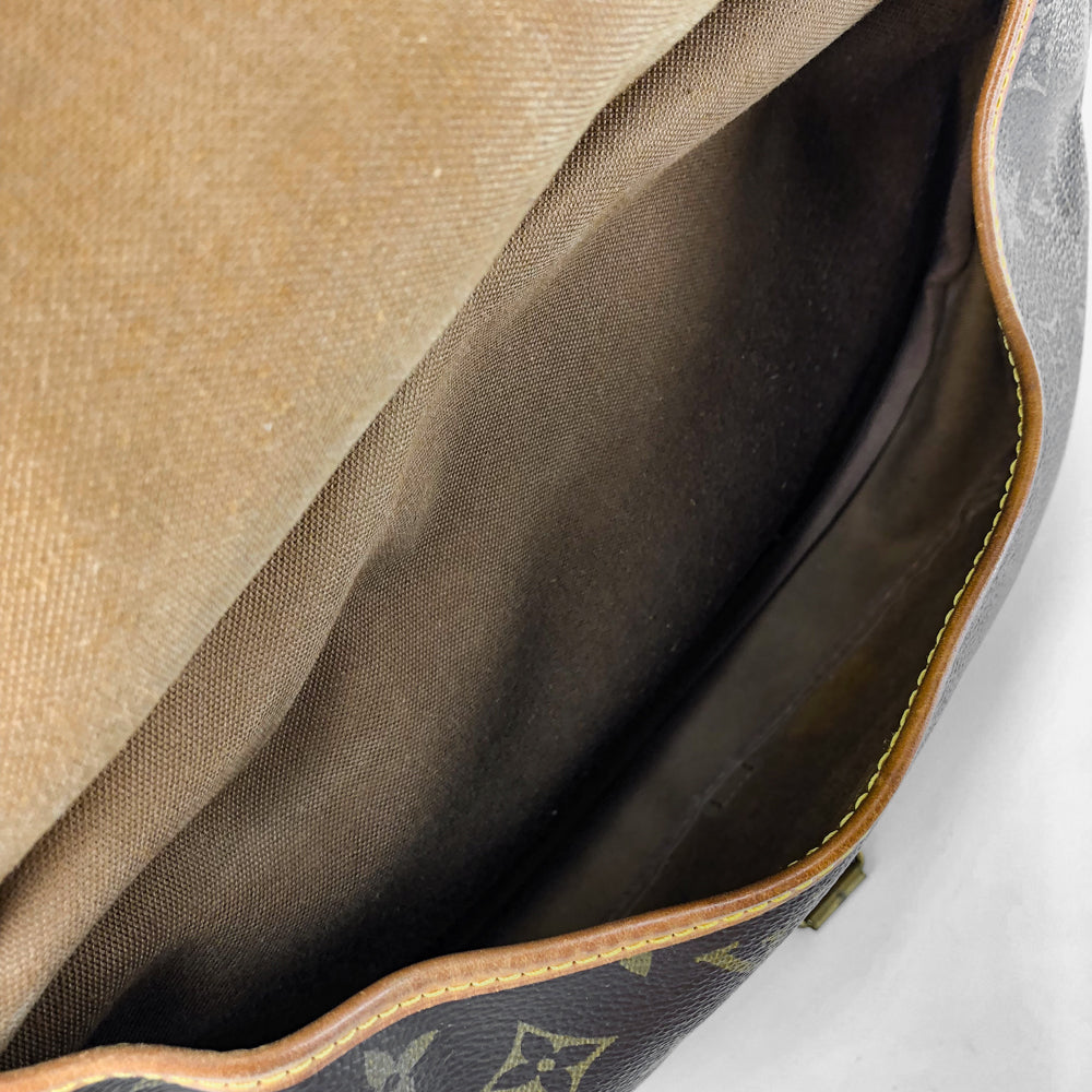 Louis-Vuitton Vintage Monogram Saumur 30