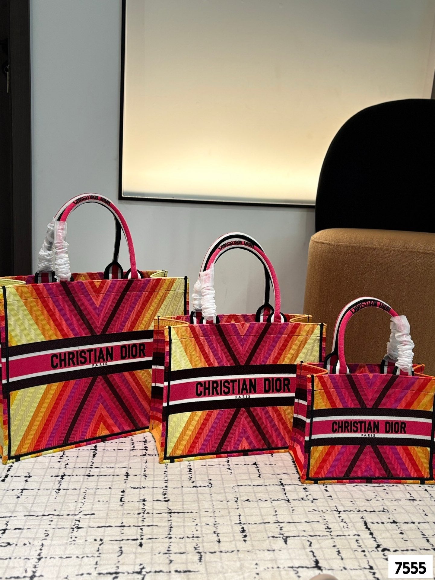 DR518 Book Tote Small/Medium/Large