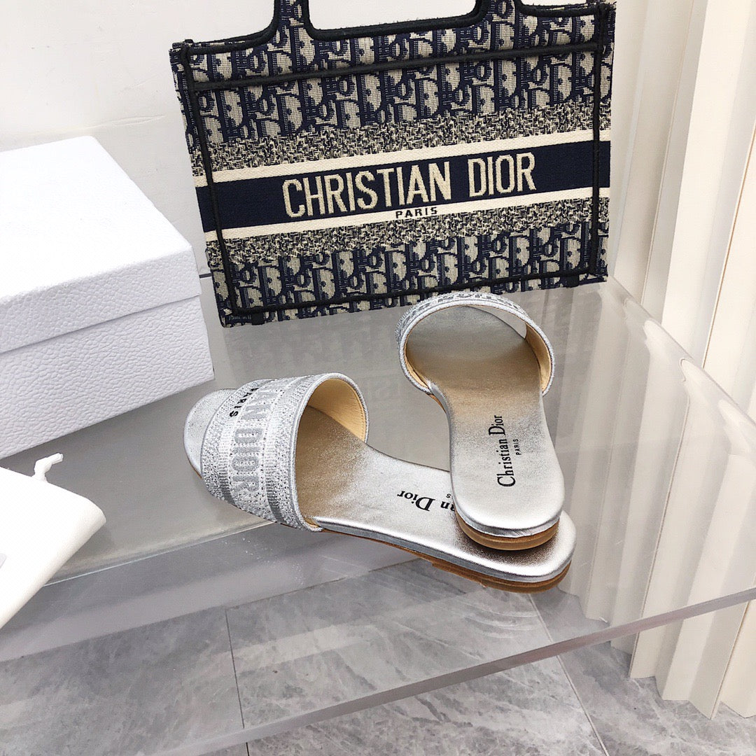 SE846 DR Dway Slippers / Size5-11