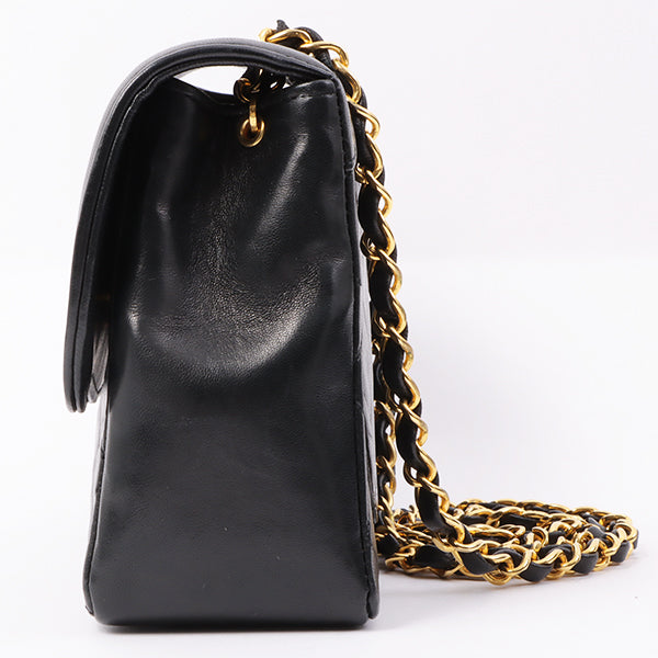 Chanel Around 1990 Made Edge Flap Turn-Lock Chain Bag With Pouch Black