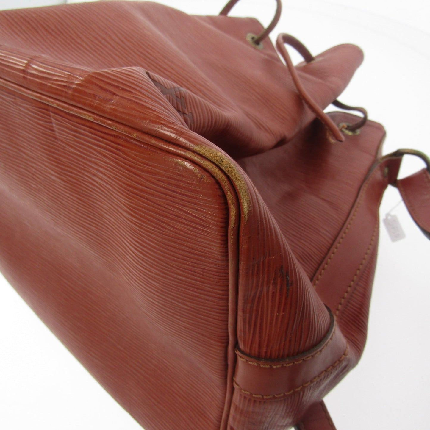 LOUIS VUITTON Noe Shoulder Bag in Brown Leather